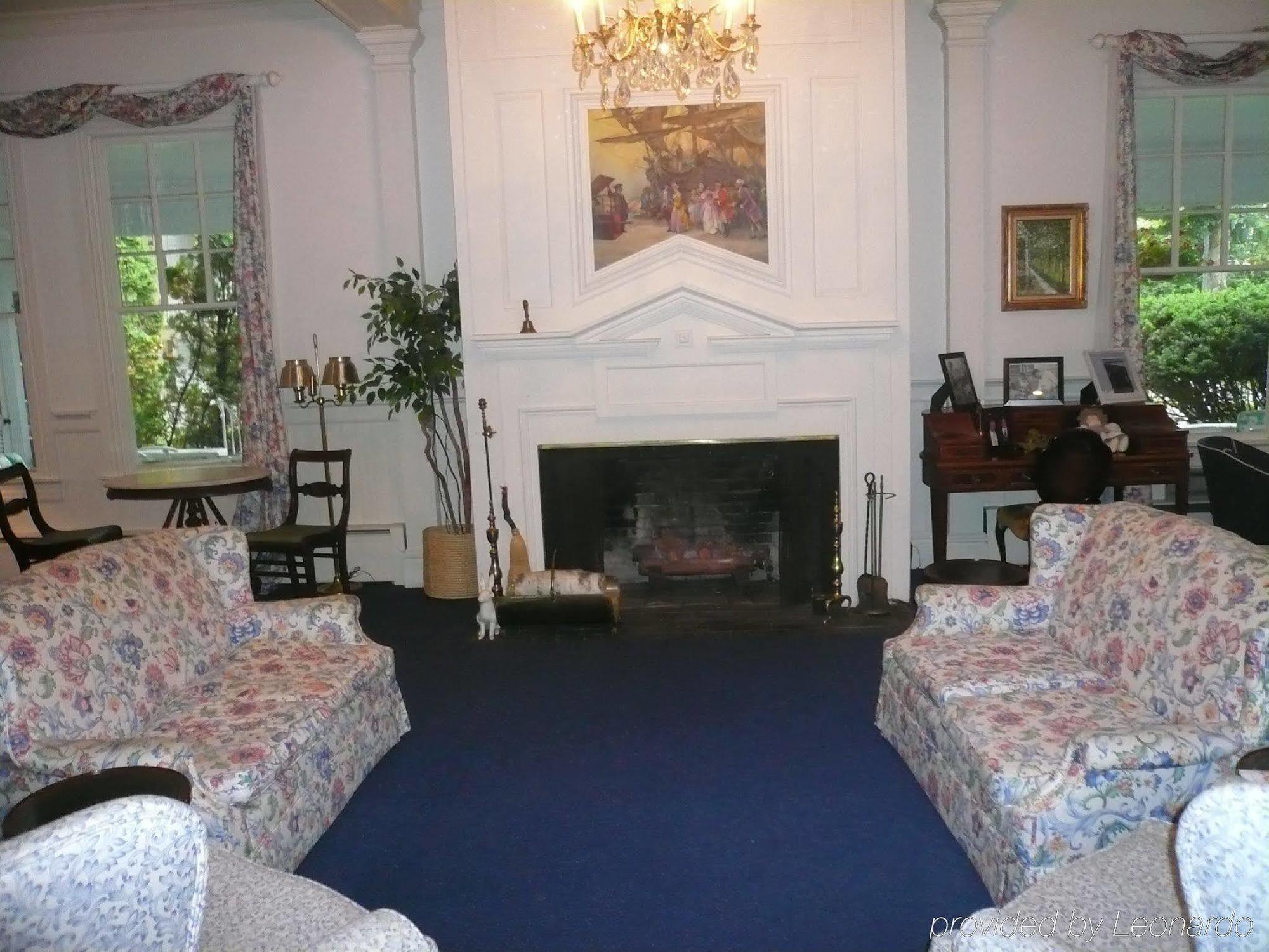 Colonial Inn Harbor Springs Zewnętrze zdjęcie